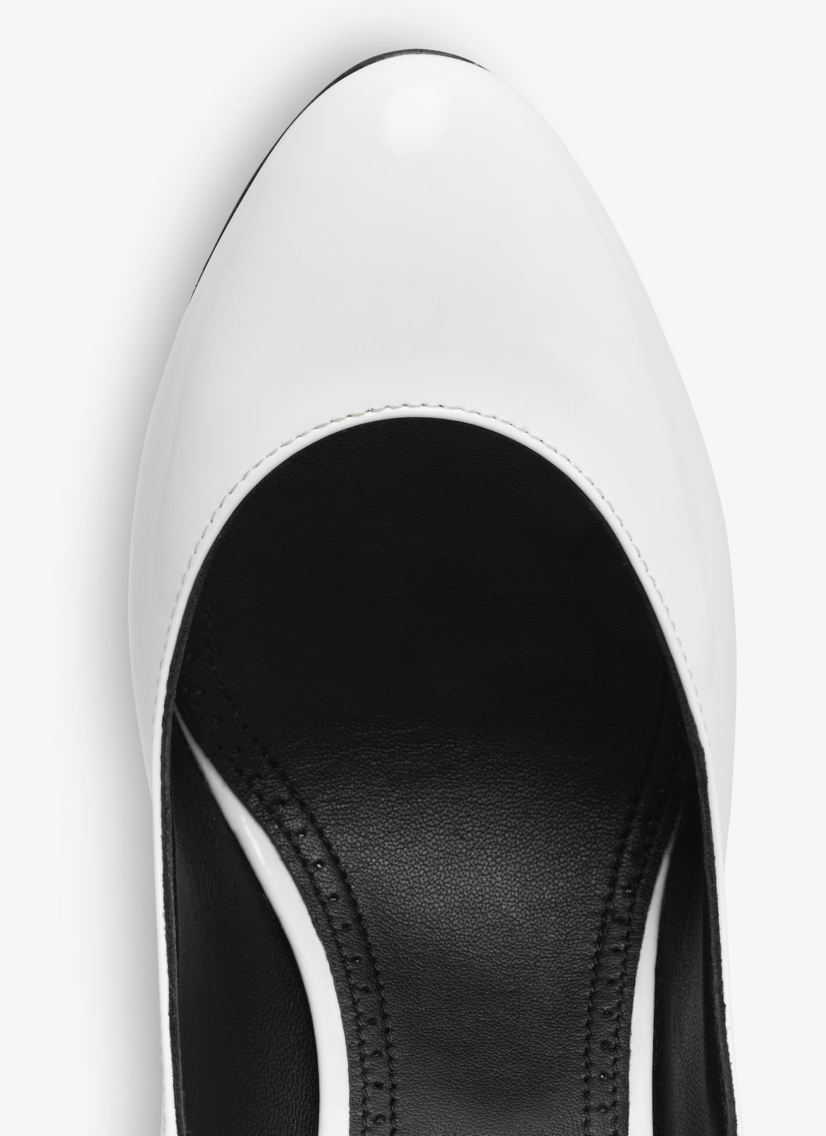 DECOLLETE PUMPS IN PATENT LEATHER ALAÏA WHITE DECOLLETE PUMPS IN PATENT LEATHER
